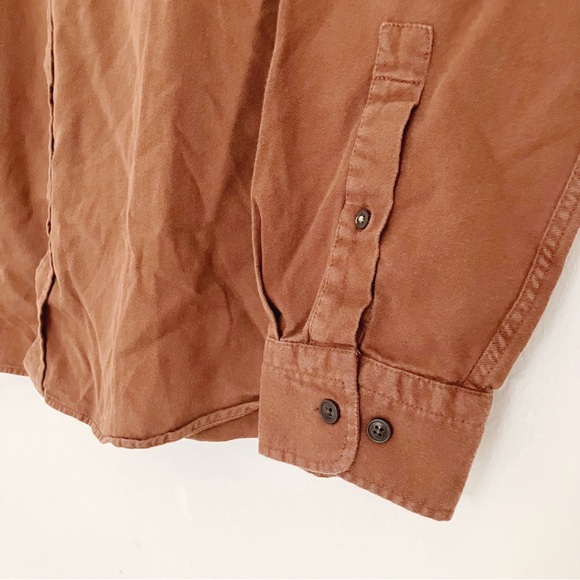 Banana Republic • Organic Cotton Button Down in Burnt Orange - Picture 6 of 10